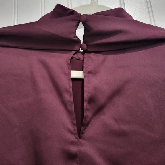 Worthington Blouse - Picture 8 of 10